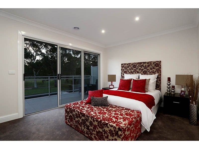 33A Farview Street, Glenroy VIC 3046