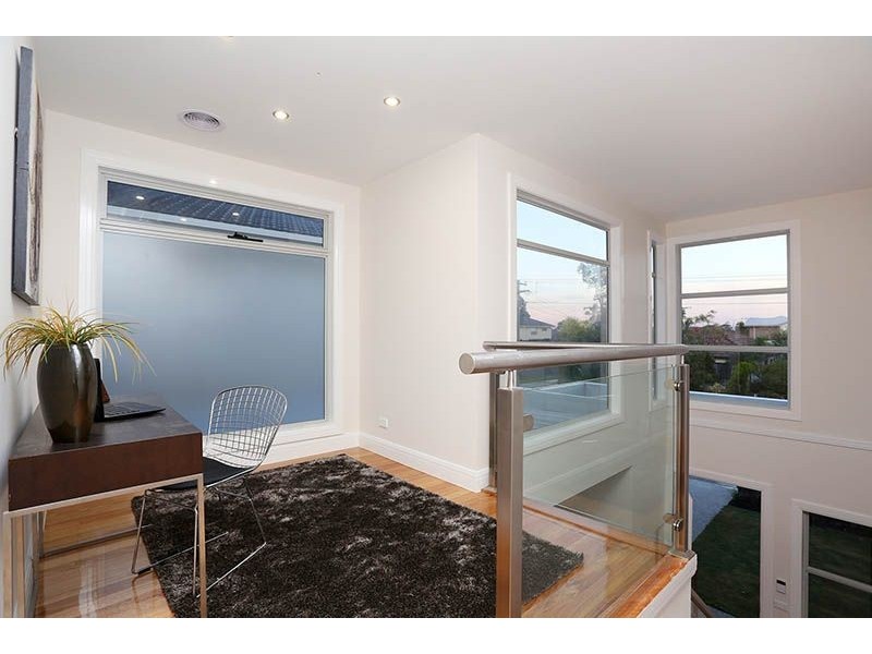 33A Farview Street, Glenroy VIC 3046