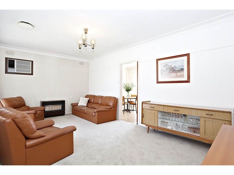 8 Mikado Street, Hadfield VIC 3046