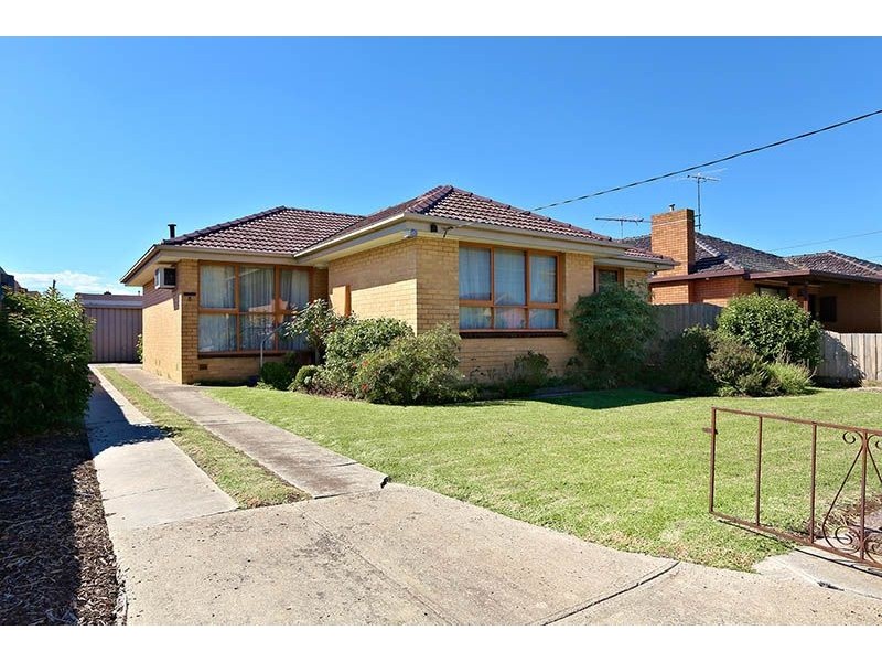 8 Mikado Street, Hadfield VIC 3046
