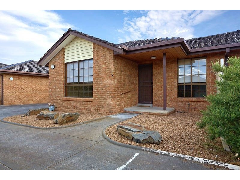 3/14 Gladstone Parade, Glenroy VIC 3046