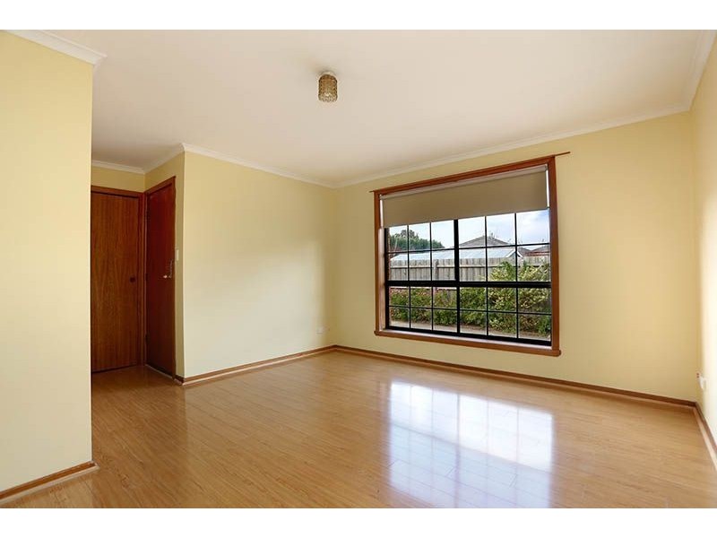 3/14 Gladstone Parade, Glenroy VIC 3046