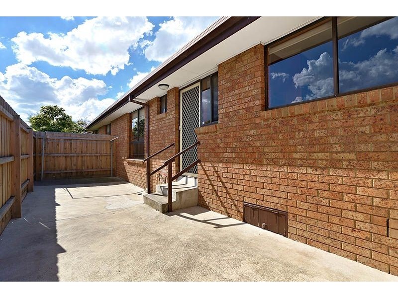 3/14 Gladstone Parade, Glenroy VIC 3046
