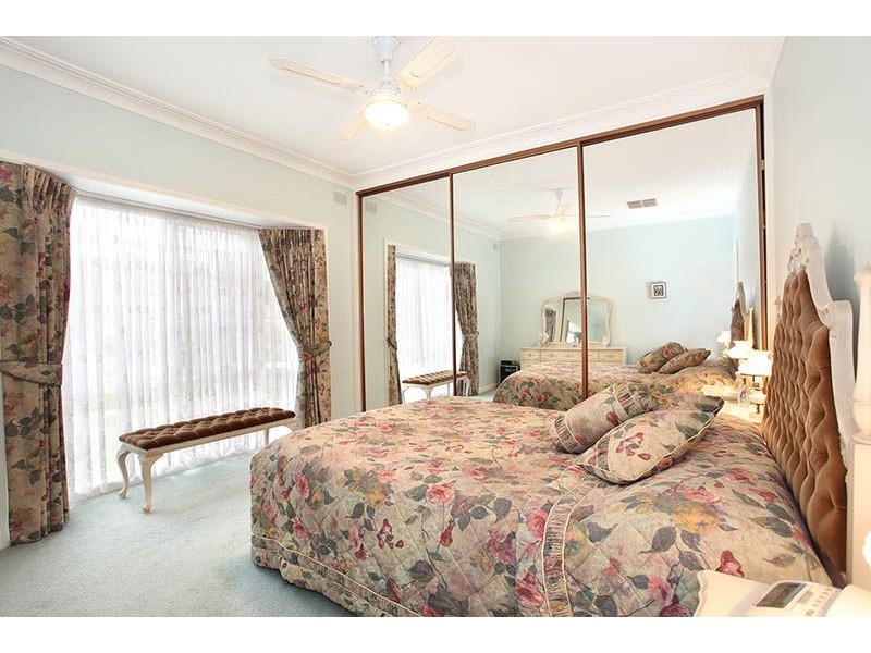 130 Melbourne Avenue, Glenroy VIC 3046