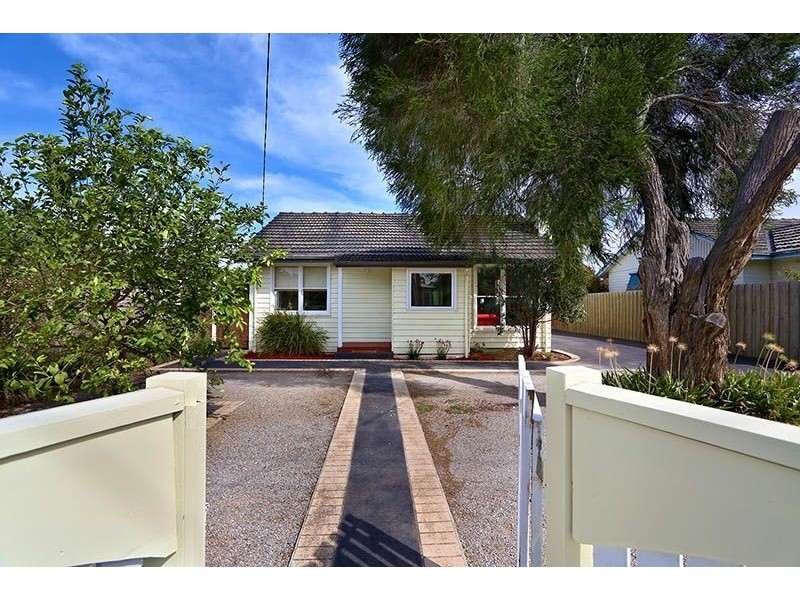 1/99 View Street, Glenroy VIC 3046