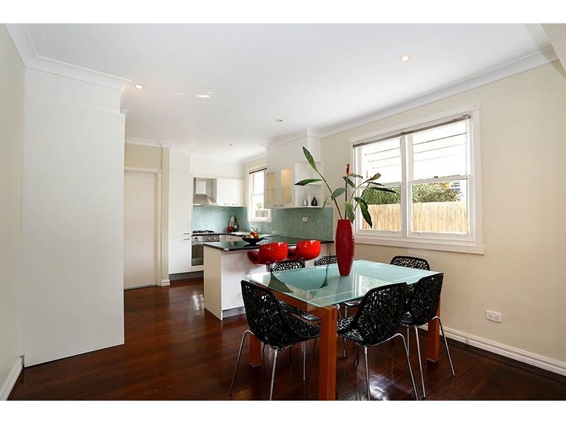 1/99 View Street, Glenroy VIC 3046