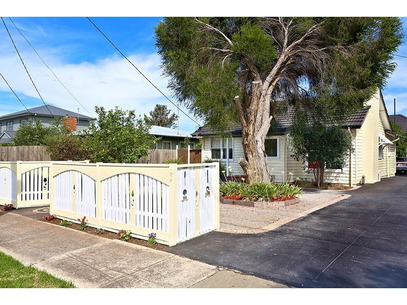 1/99 View Street, Glenroy VIC 3046