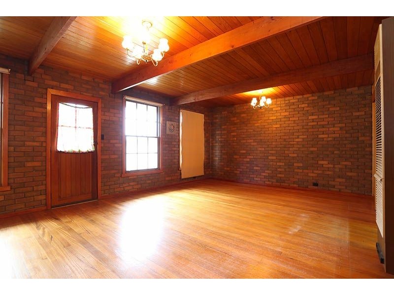 38 Paget Avenue, Glenroy VIC 3046