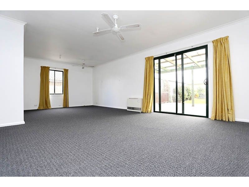 6 Eileen Street, Hadfield VIC 3046