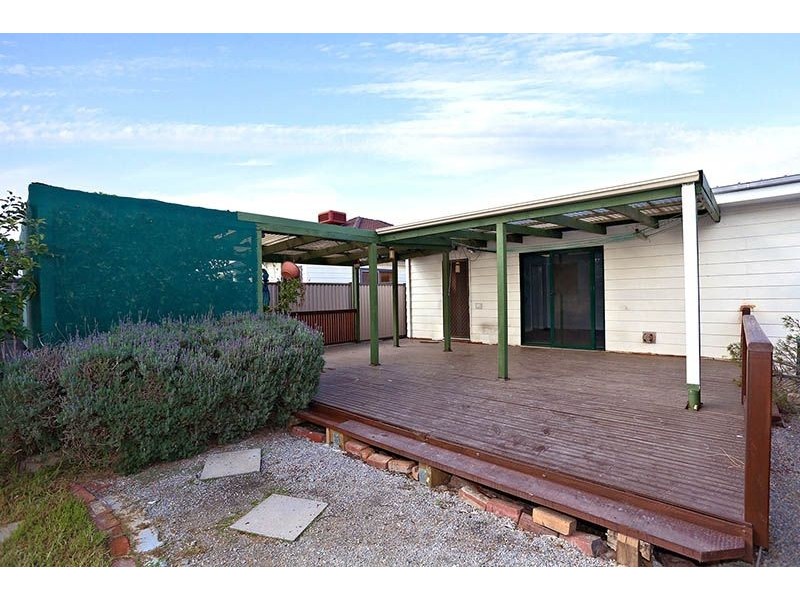 6 Eileen Street, Hadfield VIC 3046