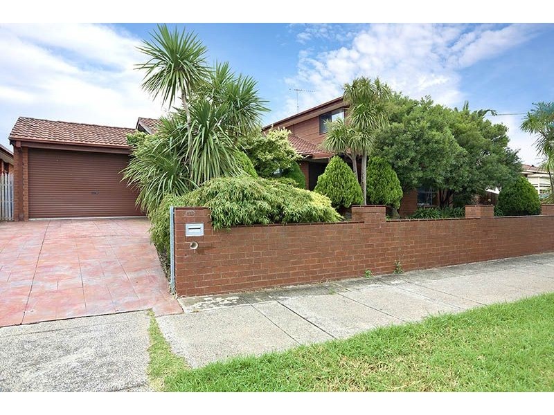 30 Dunkeld Street, Meadow Heights VIC 3048