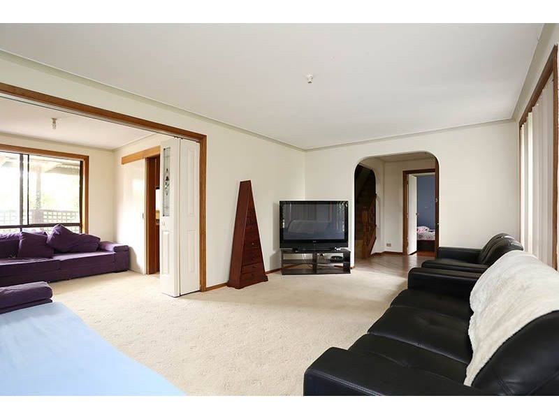 30 Dunkeld Street, Meadow Heights VIC 3048