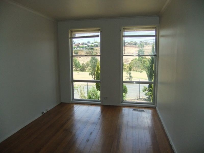 52 Ripplebrook Drive, Broadmeadows VIC 3047