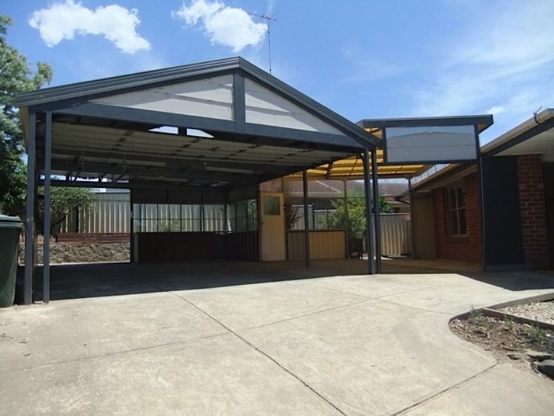 52 Ripplebrook Drive, Broadmeadows VIC 3047
