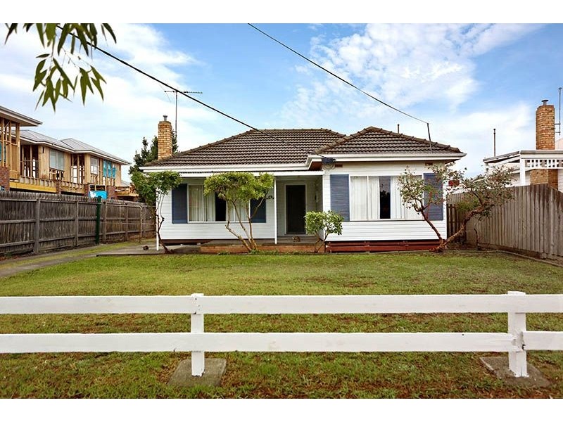 64 Melbourne Avenue, Glenroy VIC 3046