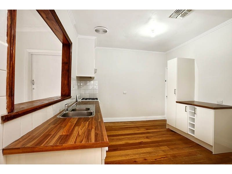 64 Melbourne Avenue, Glenroy VIC 3046