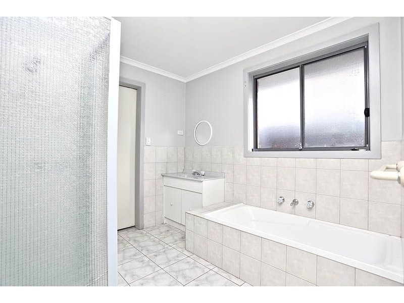1/5 Lovat Court, Coolaroo VIC 3048