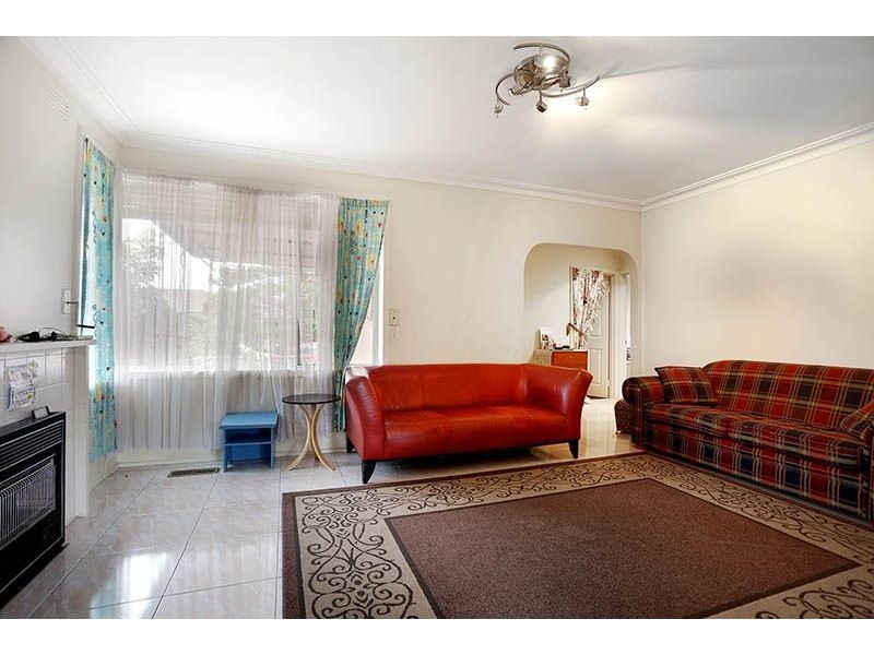 4 Ogden Street, Glenroy VIC 3046