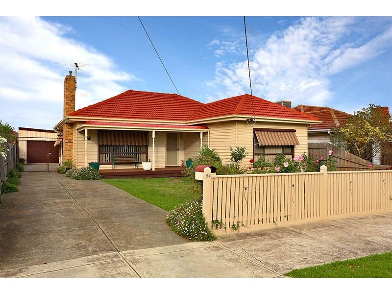 24 Churchill Street, Glenroy VIC 3046