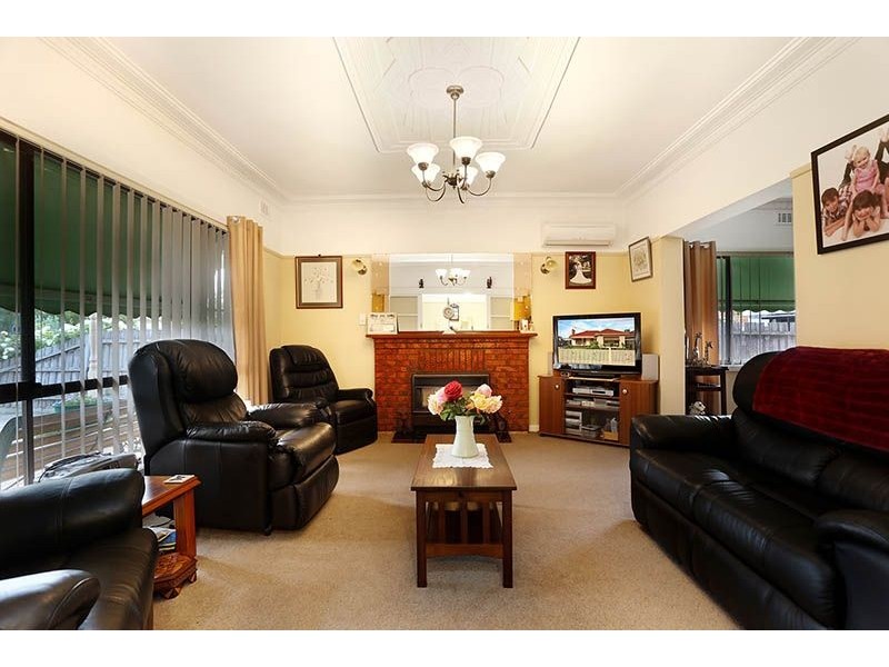 24 Churchill Street, Glenroy VIC 3046