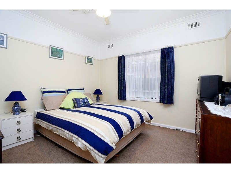 24 Churchill Street, Glenroy VIC 3046