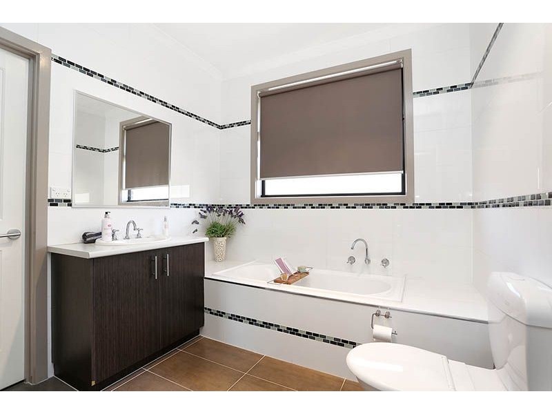 2/7 Ethel Street, Oak Park VIC 3046