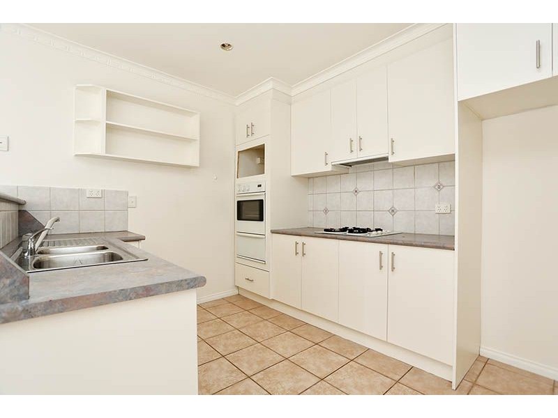 16 Francis Street, Hadfield VIC 3046