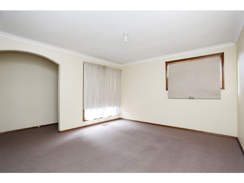 1/63 Rhodes Parade, Oak Park VIC 3046