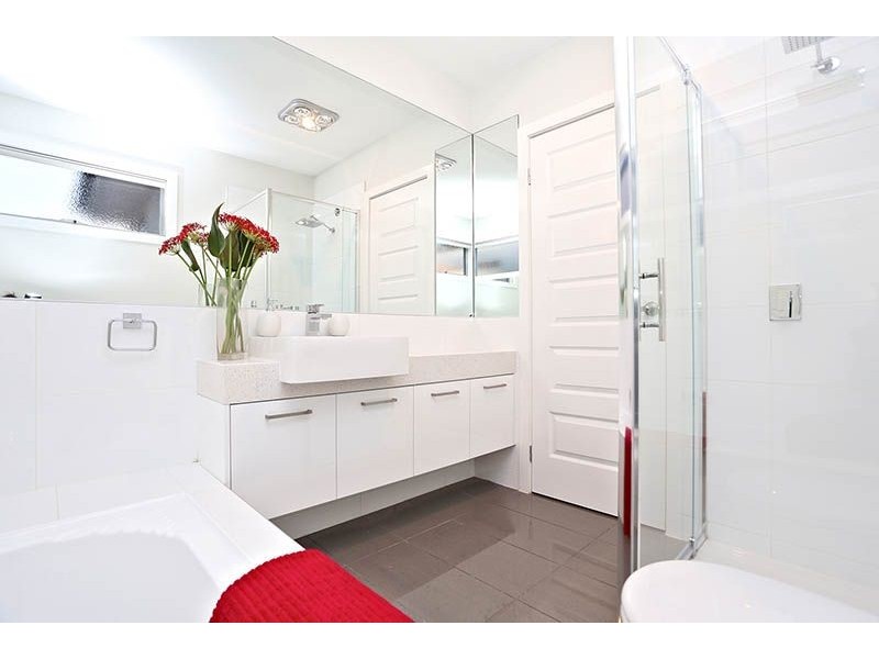 1/6 Justin Avenue, Glenroy VIC 3046