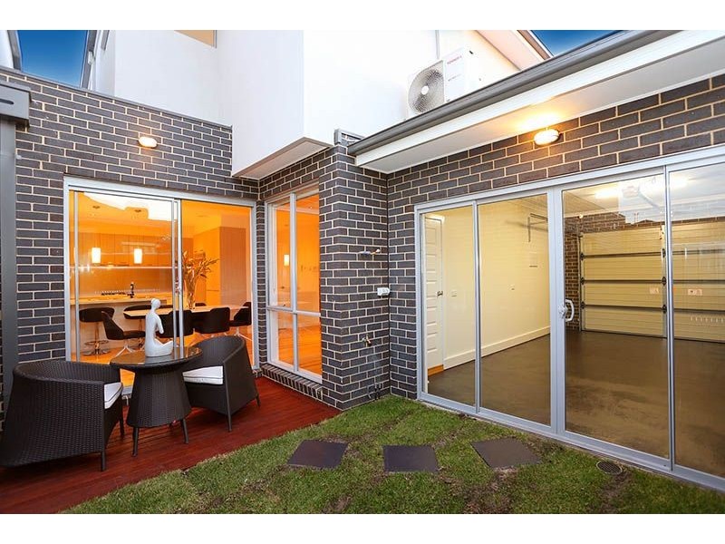 1/6 Justin Avenue, Glenroy VIC 3046