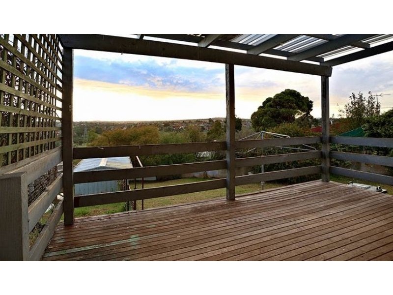 4 Fraser Court, Jacana VIC 3047