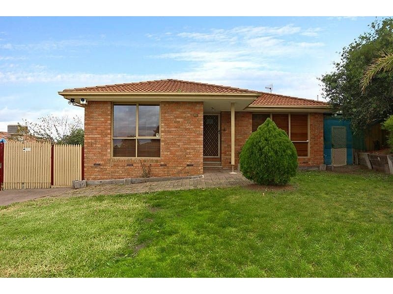 17 Burgan Place, Meadow Heights VIC 3048