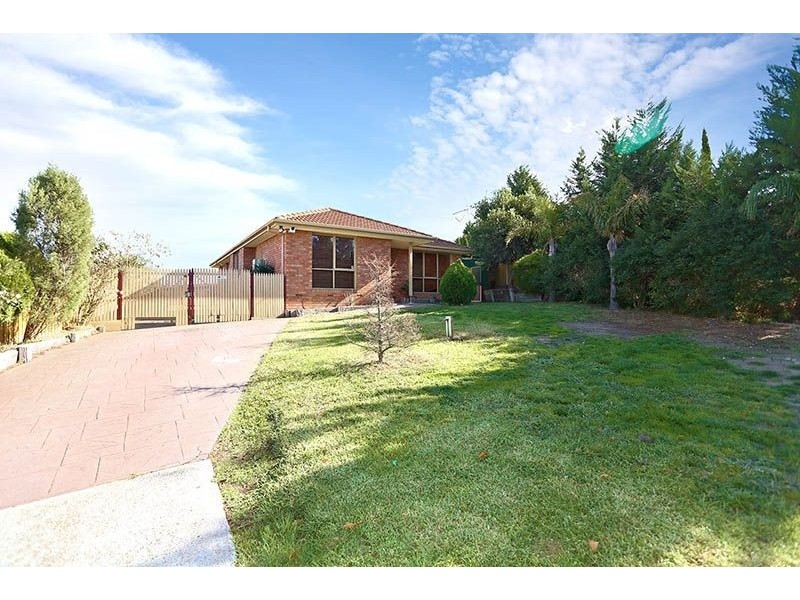 17 Burgan Place, Meadow Heights VIC 3048