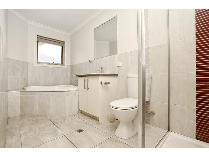 2/32 Salisbury Street, Glenroy VIC 3046