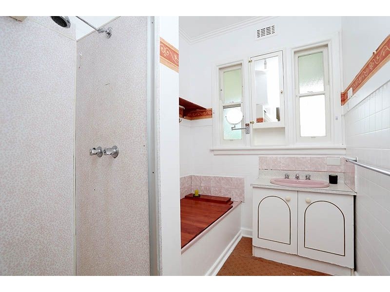 85 Paget Avenue, Glenroy VIC 3046