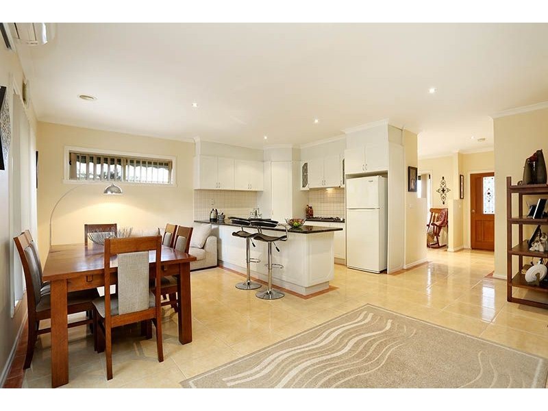 1/116 View Street, Glenroy VIC 3046