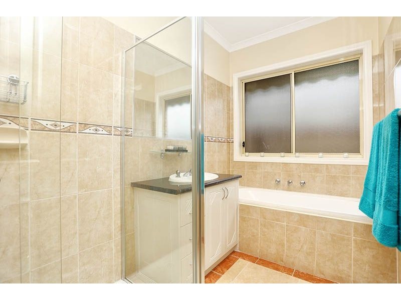 1/116 View Street, Glenroy VIC 3046