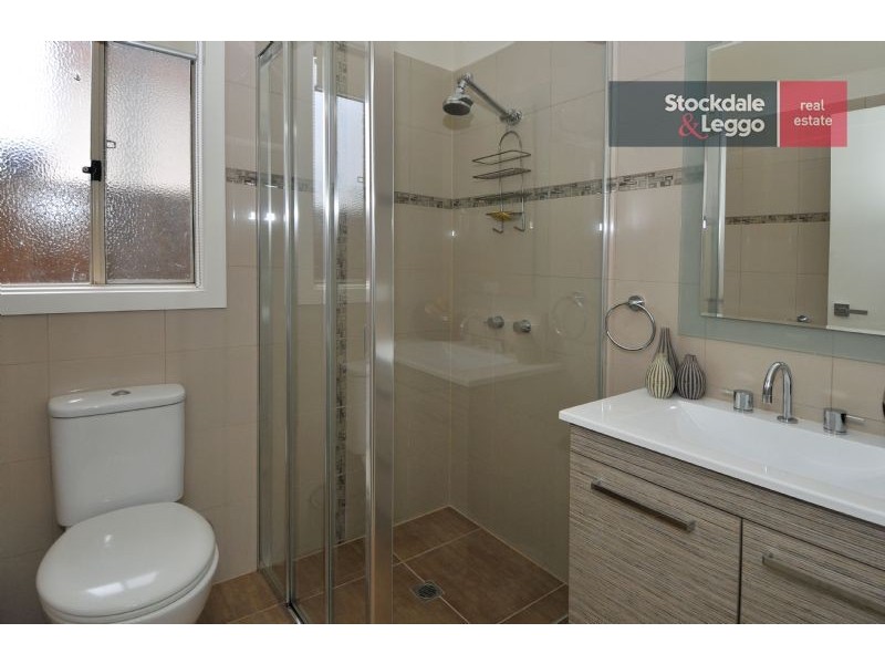 2/35 Plumpton Avenue, Glenroy VIC 3046