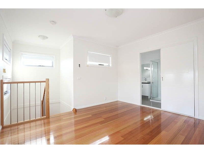 1/130 Daley Street, Glenroy VIC 3046