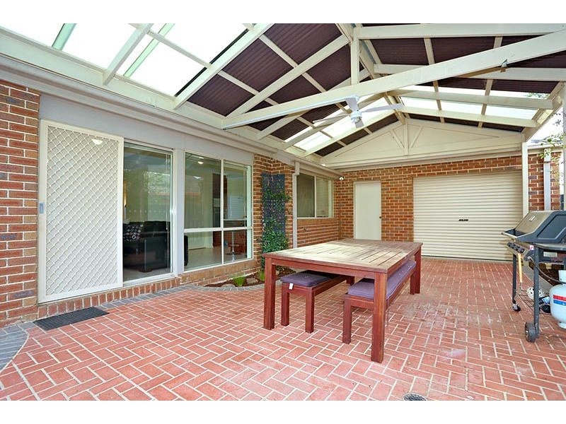 33 Paroo Avenue, Roxburgh Park VIC 3064