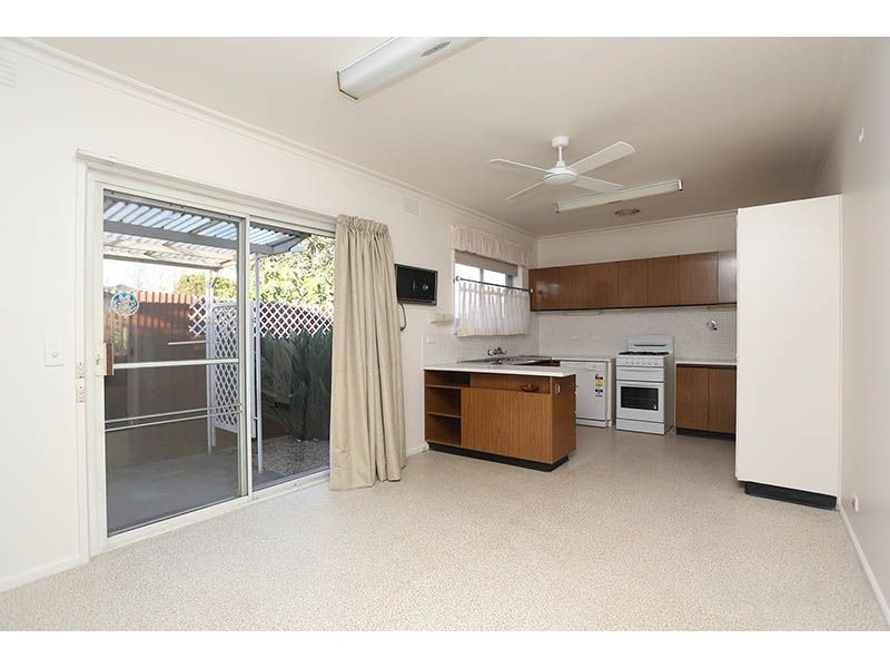 3/4 Clyde Court, Oak Park VIC 3046