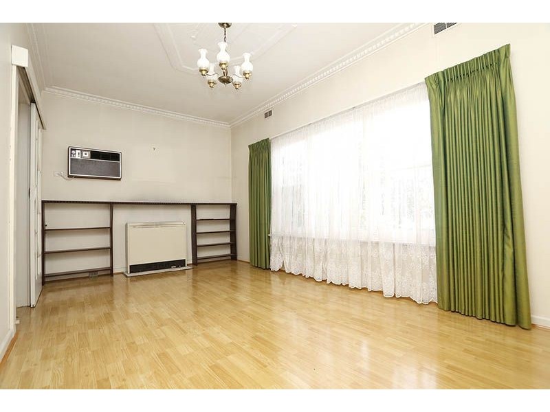 14 Newton Street, Glenroy VIC 3046