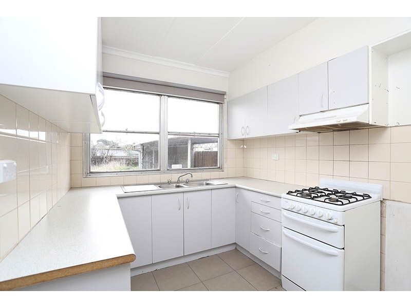 35 Warragul Street, Dallas VIC 3047