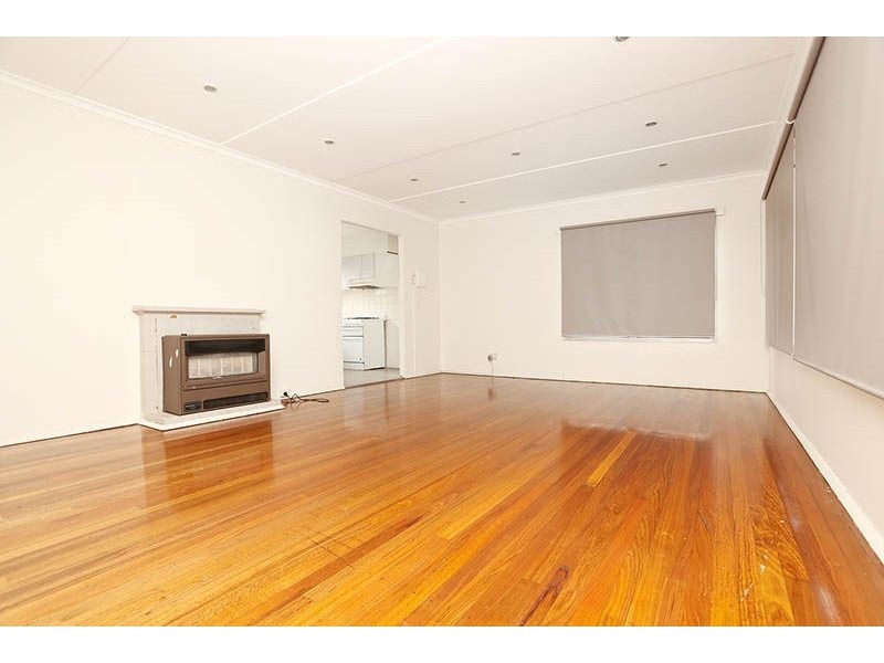 35 Warragul Street, Dallas VIC 3047