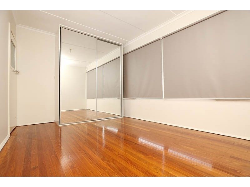 35 Warragul Street, Dallas VIC 3047