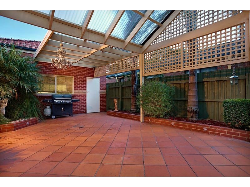 4 Helen View, Glenroy VIC 3046