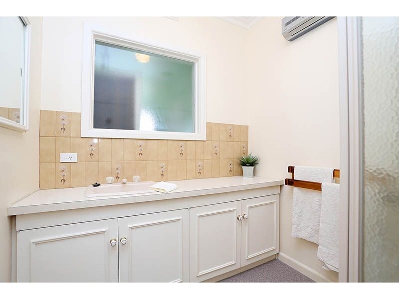 52 Kennedy Street, Glenroy VIC 3046