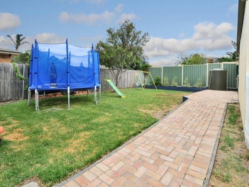 14 Magnolia Street, Oak Park VIC 3046