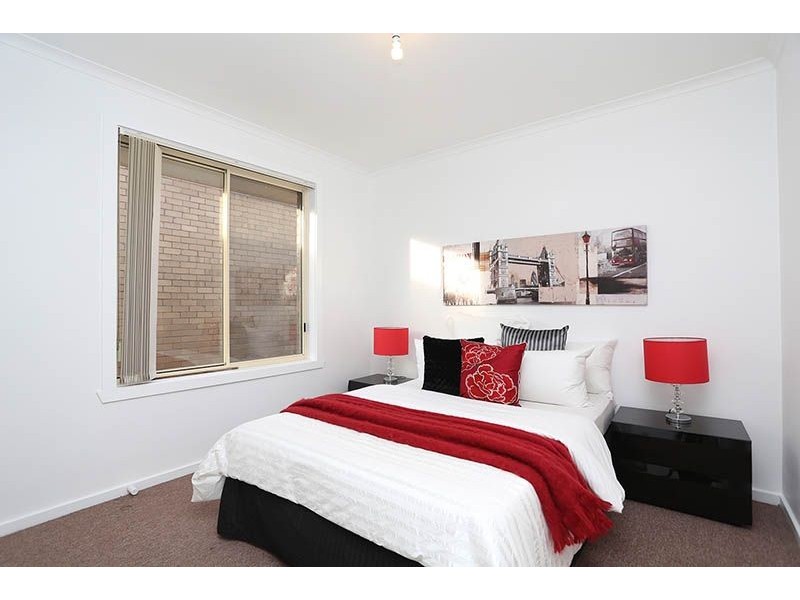 18 Ila Street, Glenroy VIC 3046