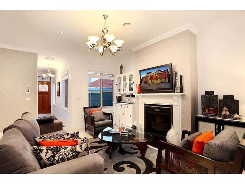 2/340 Gaffney Street, Pascoe Vale VIC 3044